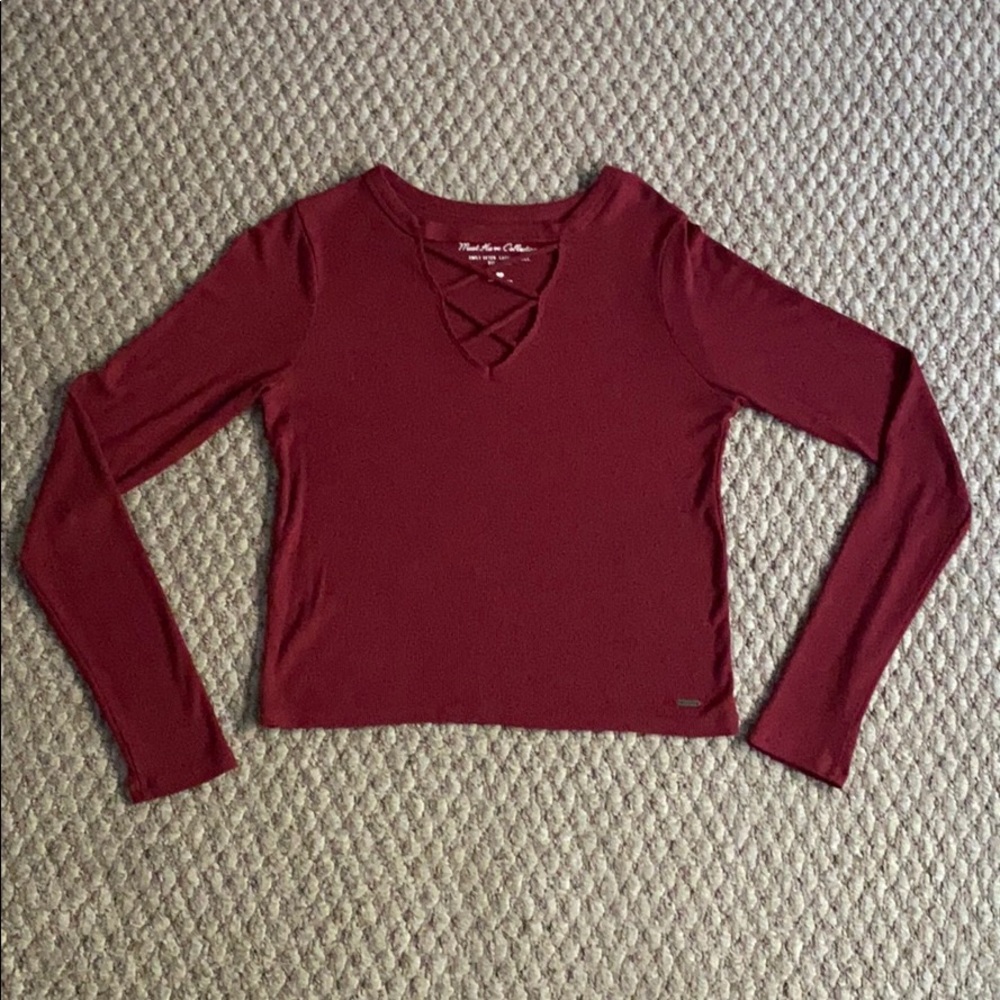 maroon long sleeve shirt